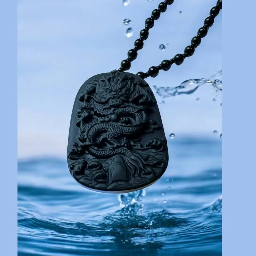 Fortune Amulet — รูปภาพ